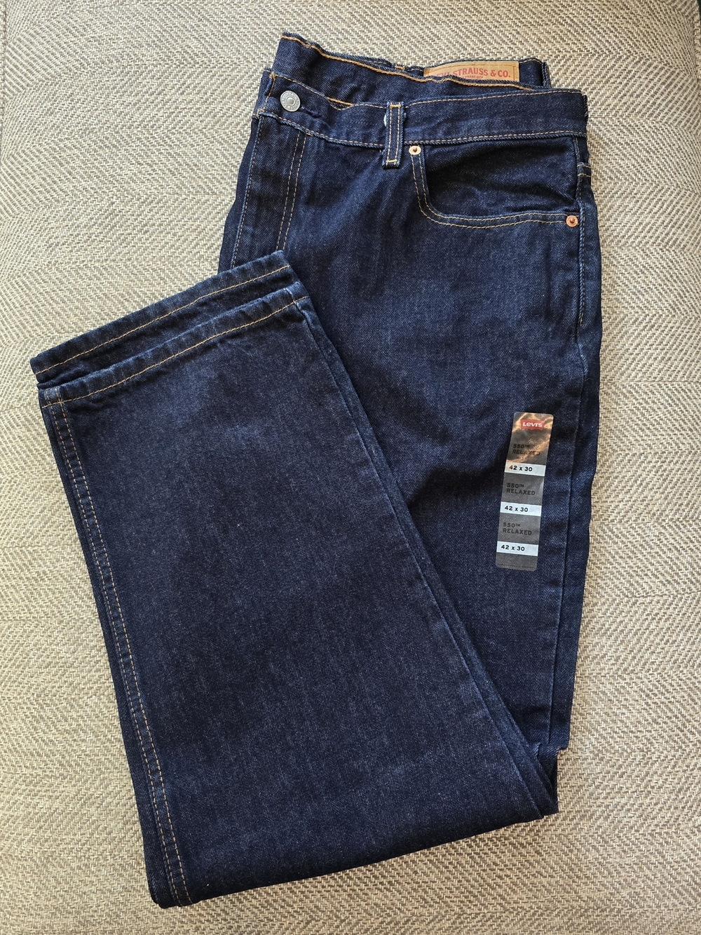 New with Tags - Levi Strauss Red Tab 550 Relaxed Jeans - W42 L30